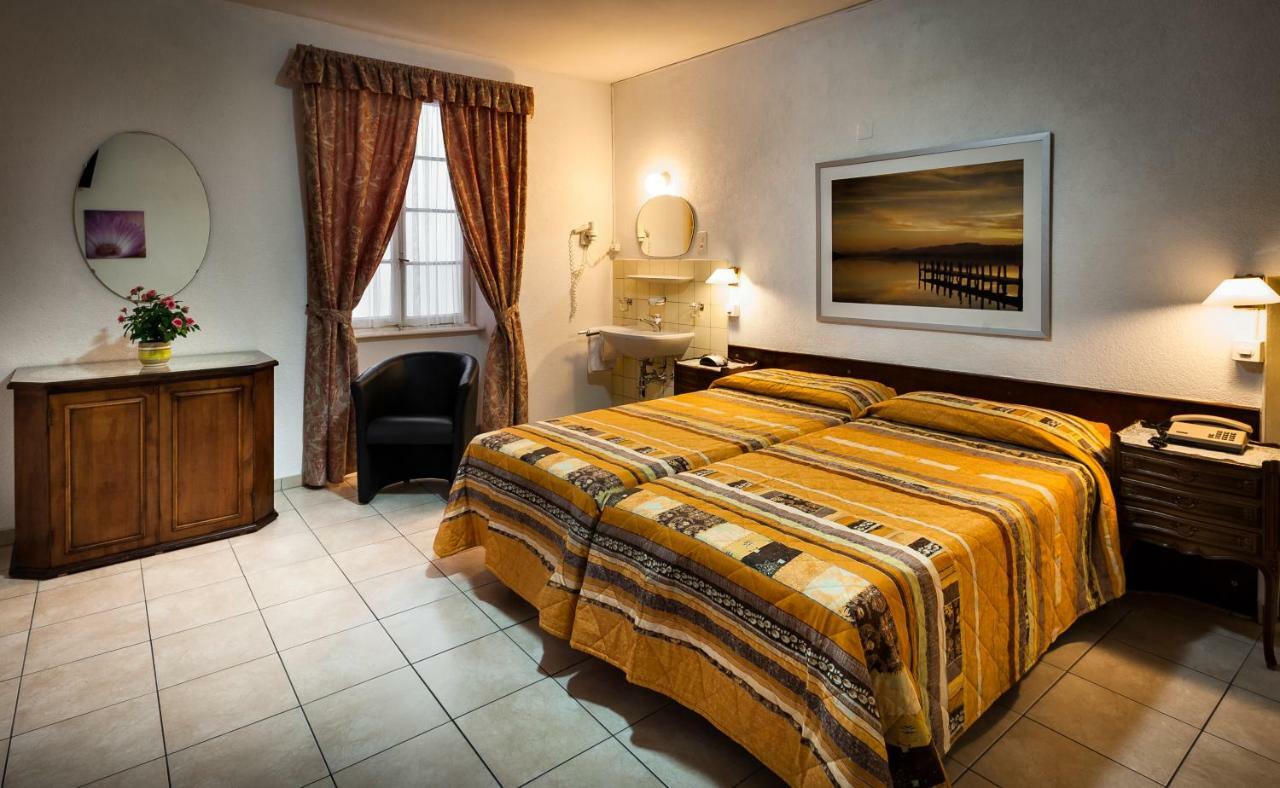 Easyrooms Dell'Angelo Локарно Экстерьер фото